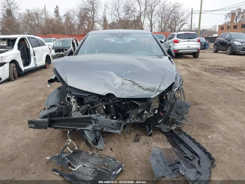 2019 VOLKSWAGEN GOLF R  