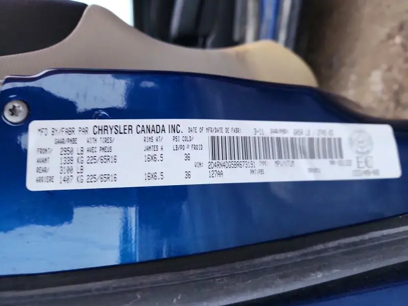 2011 DODGE GRAND CARAVAN EXPRESS  