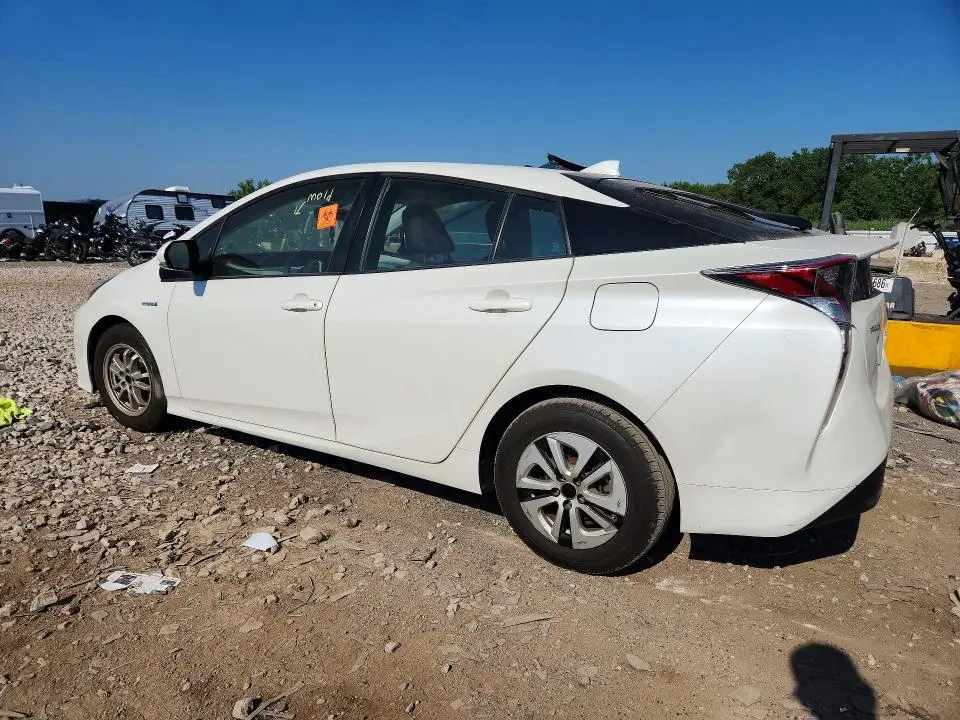 2016 TOYOTA PRIUS THREE  
