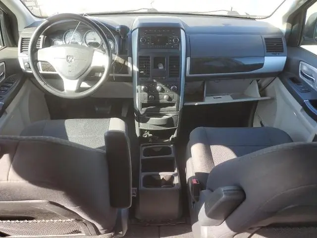 2010 DODGE GRAND CARAVAN SXT  