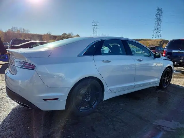 2017 LINCOLN MKZ PREMIERE  