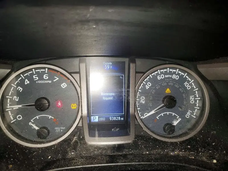 2019 TOYOTA TACOMA SR5 V6  