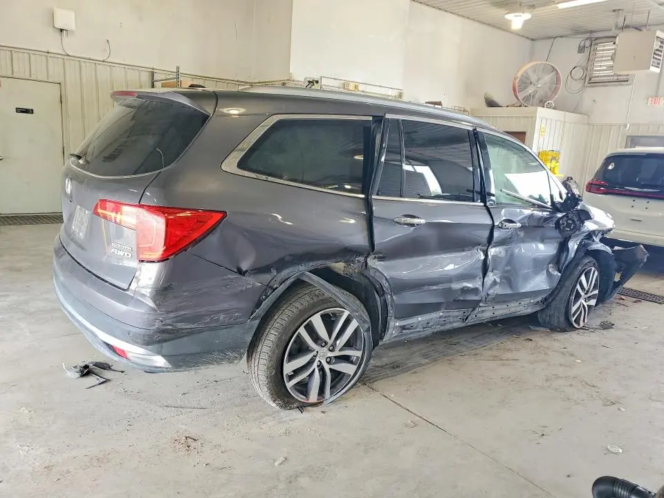 2016 HONDA PILOT TOURING  