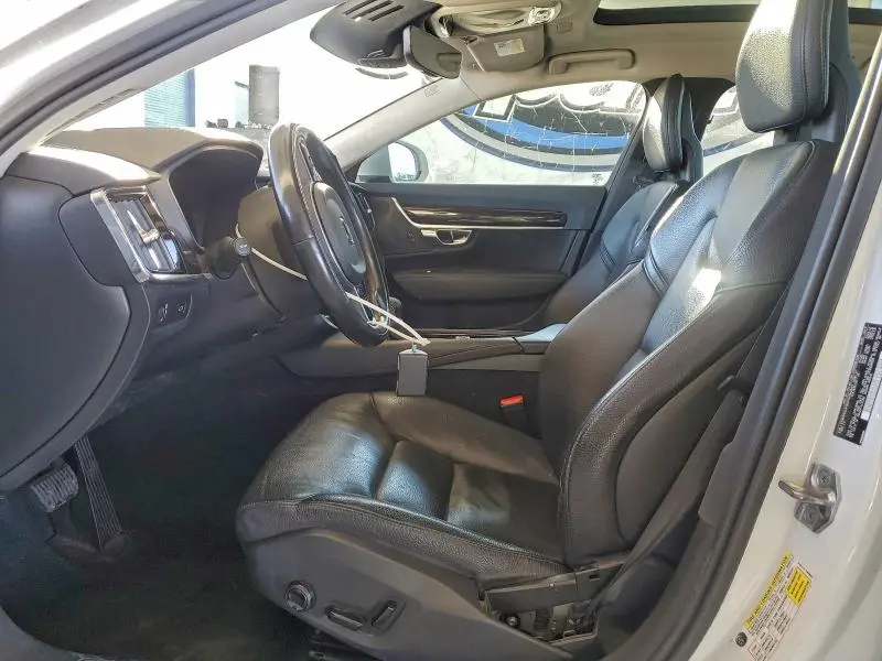 2018 VOLVO S90   