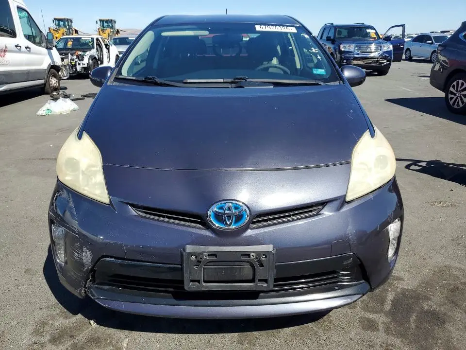 2014 TOYOTA PRIUS TWO  
