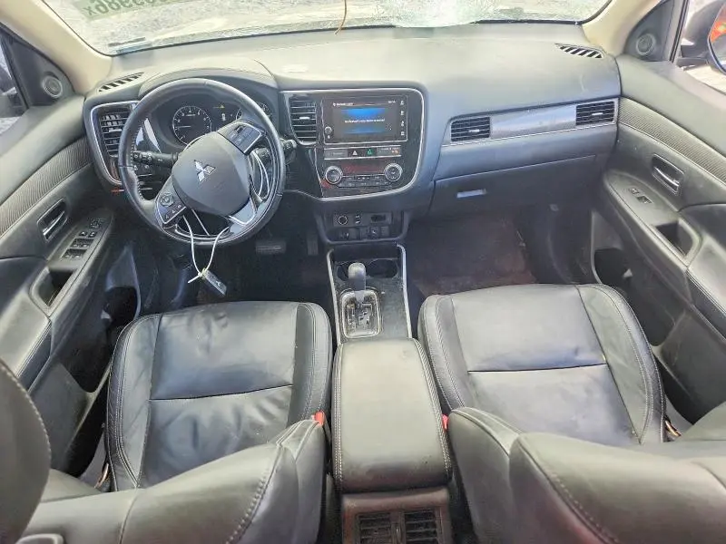 2019 MITSUBISHI OUTLANDER SE  