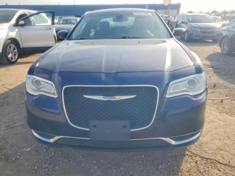 2017 CHRYSLER 300 LIMITED  