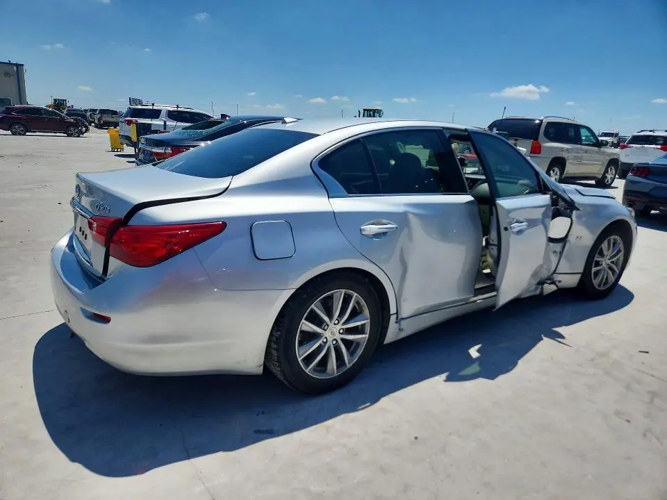 2015 INFINITI Q50 BASE  