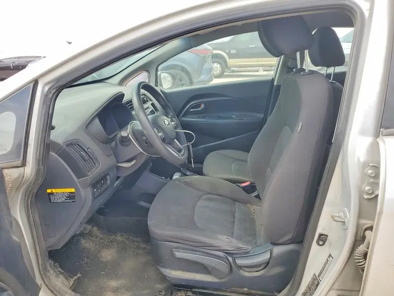 2015 KIA RIO LX  