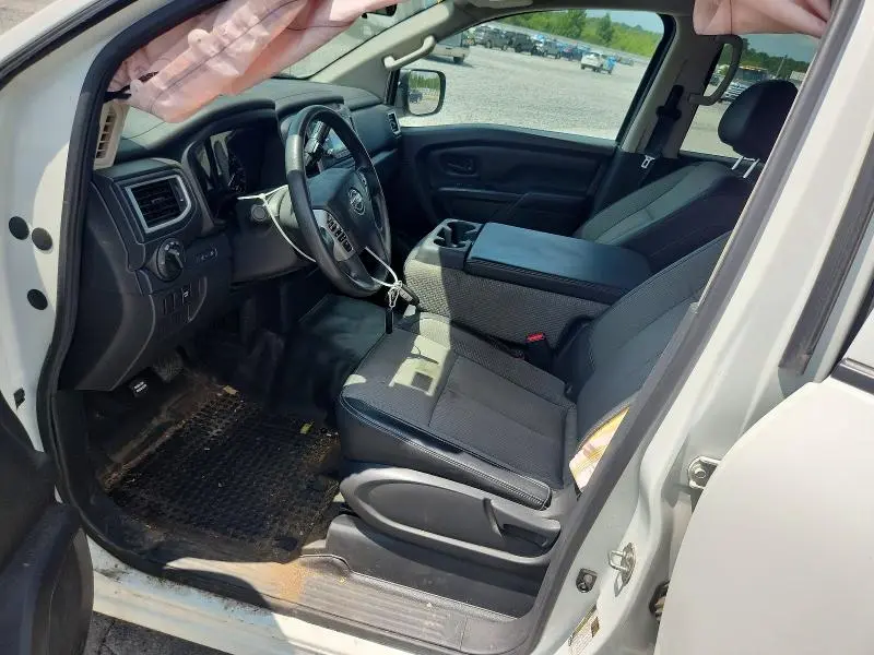 2017 NISSAN TITAN S  