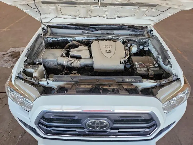 2019 TOYOTA TACOMA SR5 V6  