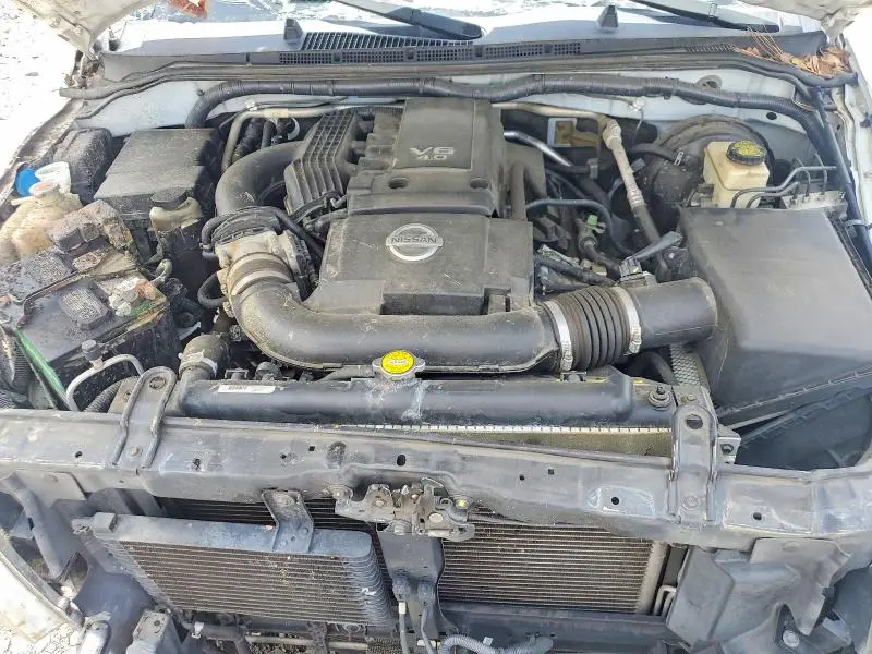 2015 NISSAN FRONTIER S  