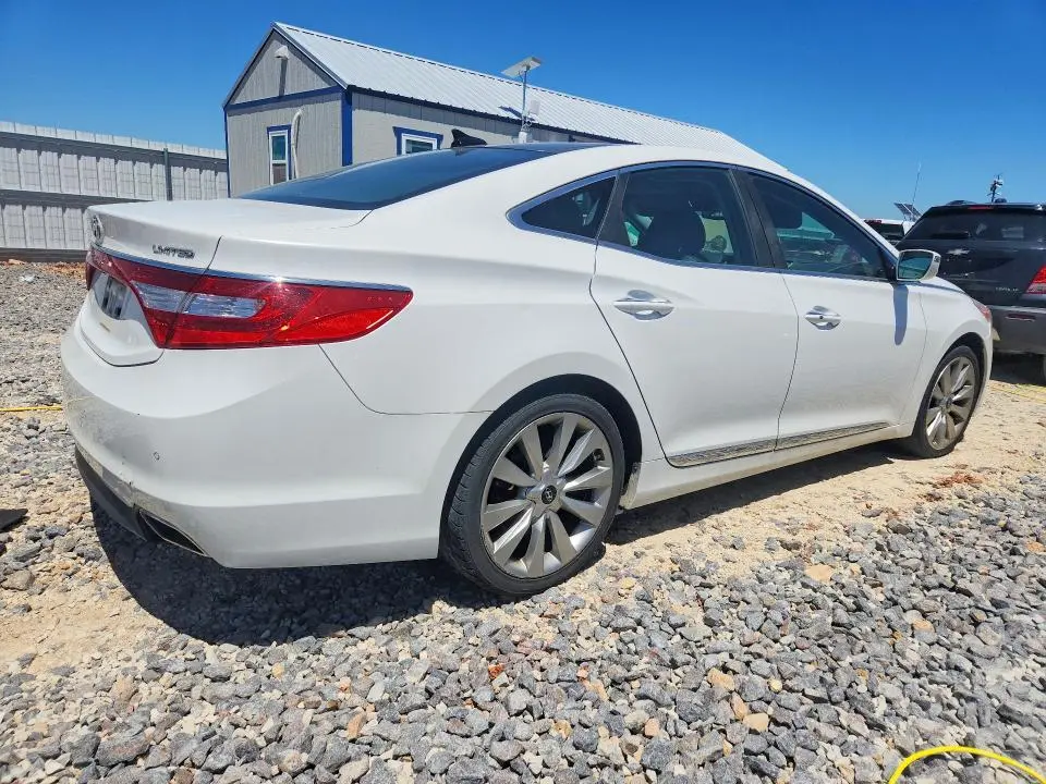 2017 HYUNDAI AZERA LIMITED  