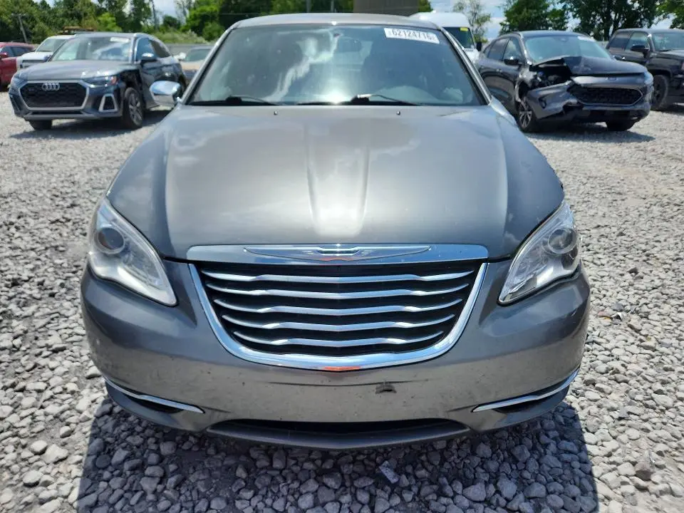 2013 CHRYSLER 200 LIMITED  