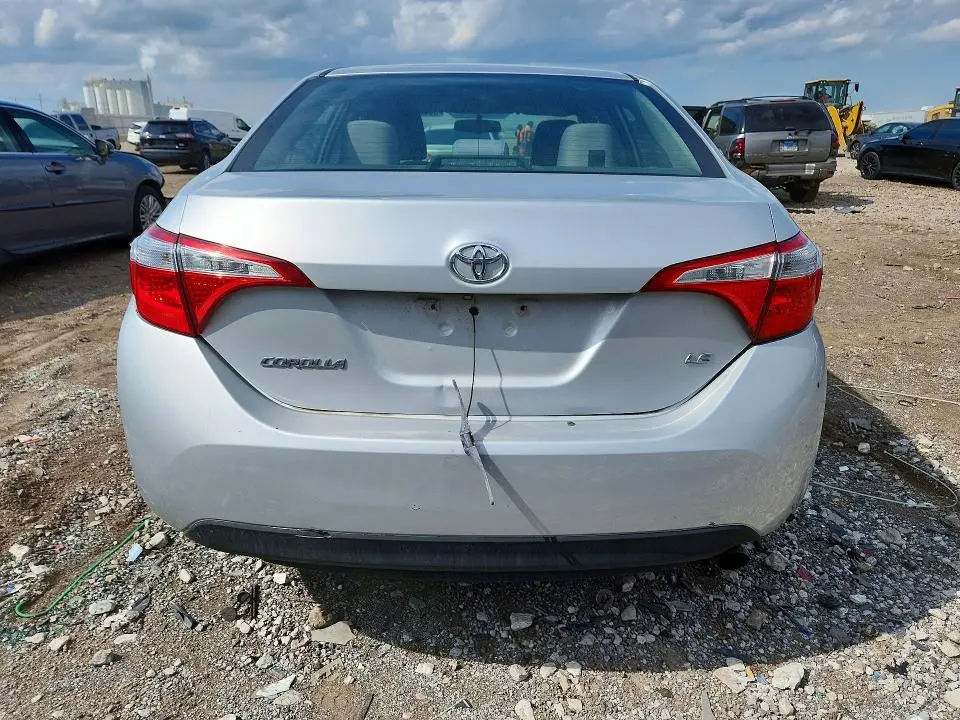 2014 TOYOTA COROLLA LE PLUS  