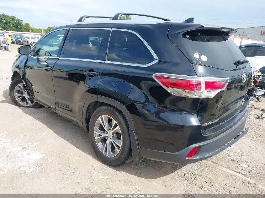 2015 TOYOTA HIGHLANDER XLE V6