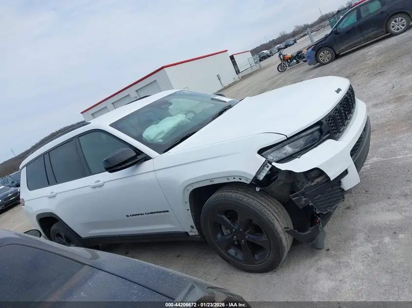 2023 JEEP GRAND CHEROKEE L ALTITUDE 4X4