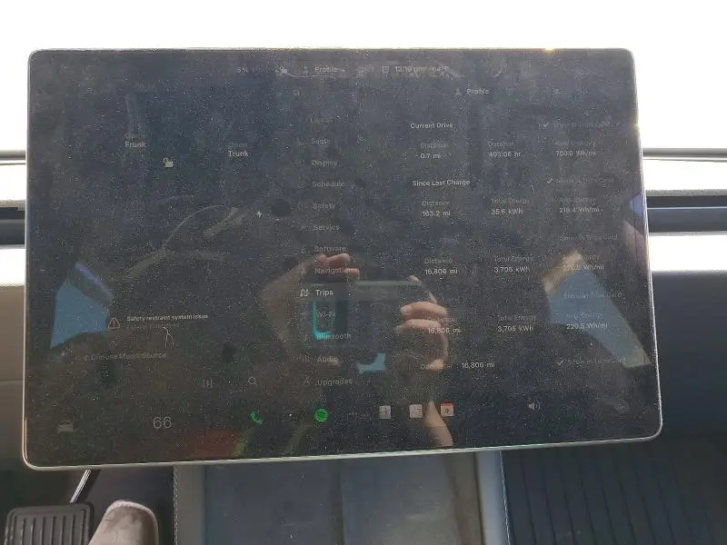 2025 TESLA MODEL 3   