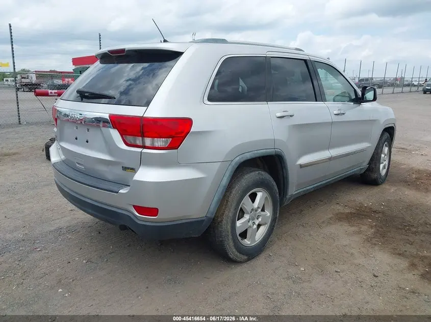 2011 JEEP GRAND CHEROKEE LAREDO