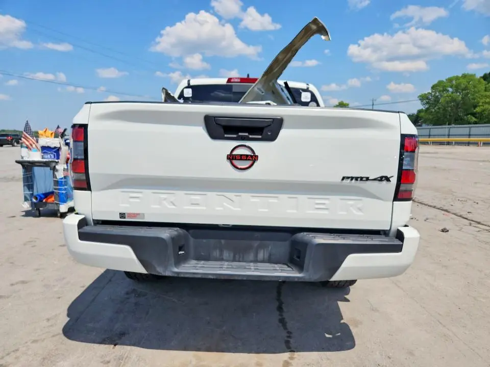 2024 NISSAN FRONTIER PRO-4X  