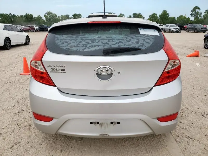 2012 HYUNDAI ACCENT GLS  
