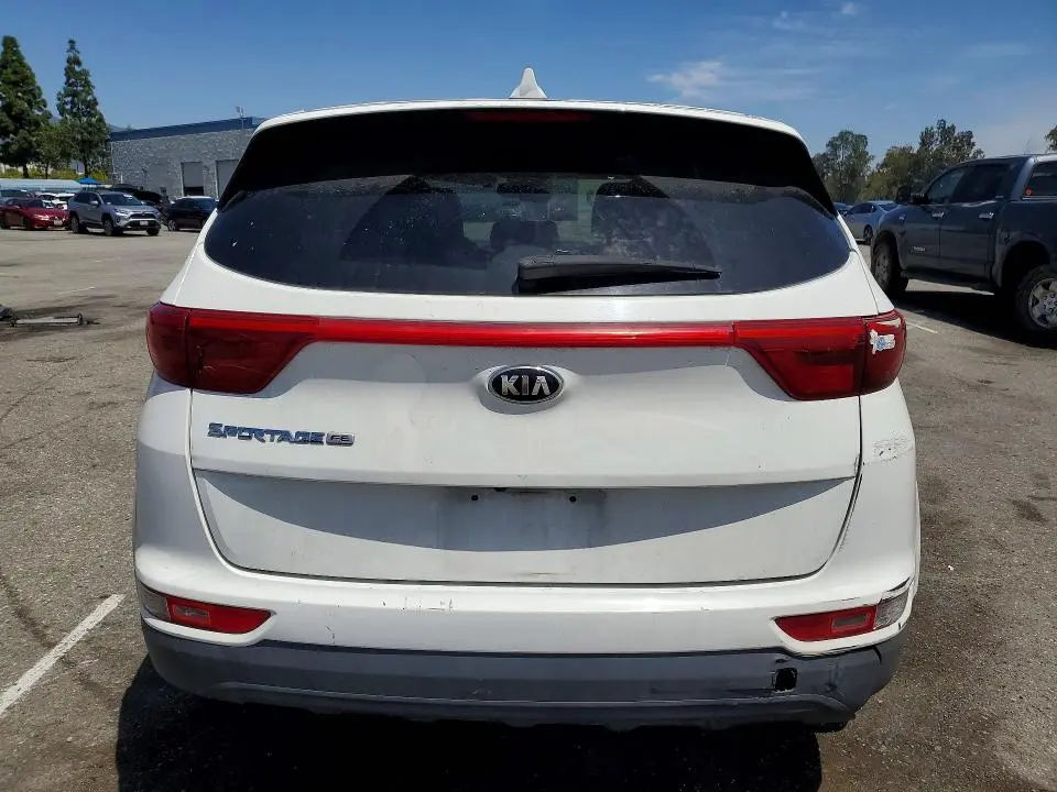 2018 KIA SPORTAGE LX  