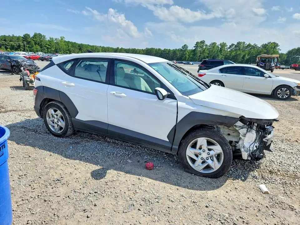 2023 HYUNDAI KONA ESSENTIAL  
