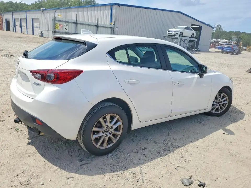 2015 MAZDA 3 TOURING  