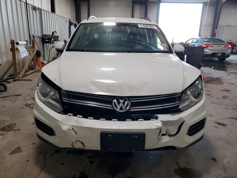 2017 VOLKSWAGEN TIGUAN S  