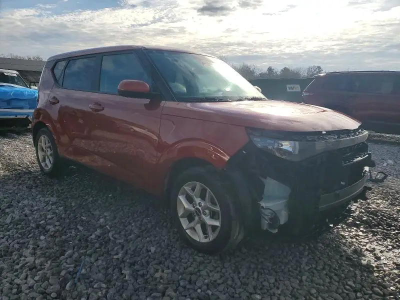 2023 KIA SOUL LX  