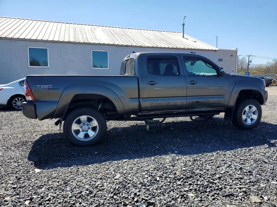 2012 TOYOTA TACOMA V6  