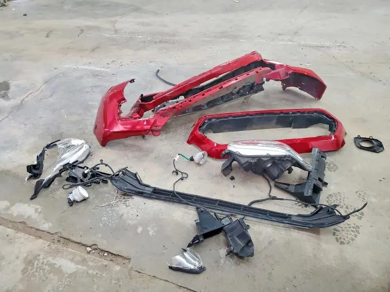 2019 TOYOTA TACOMA SR5 V6  