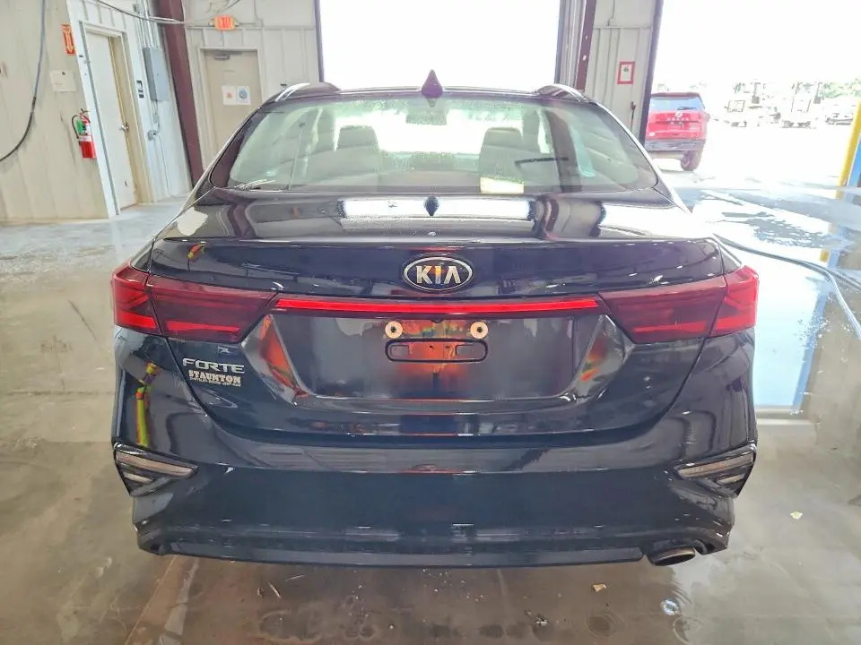 2019 KIA FORTE LXS  