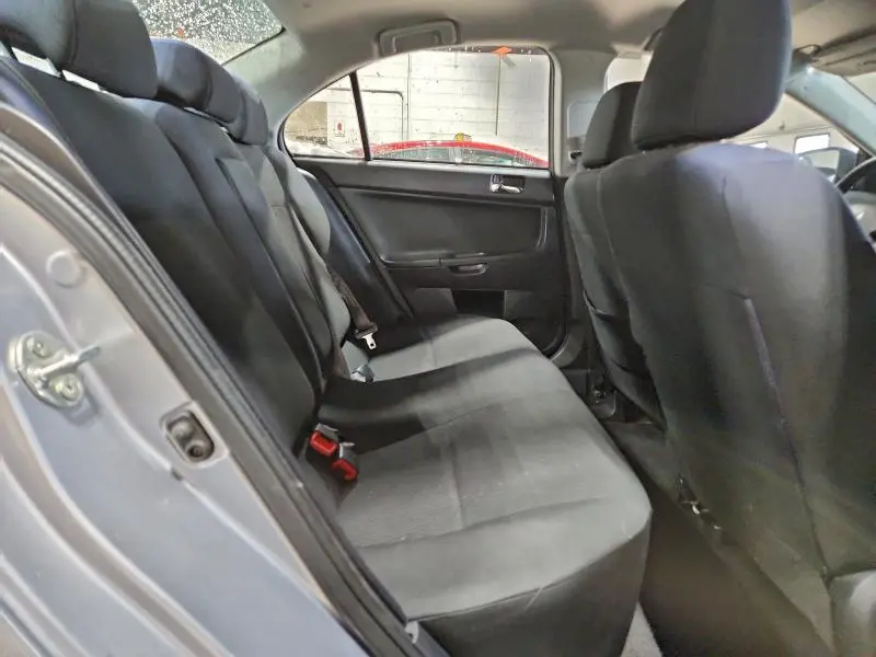 2015 MITSUBISHI LANCER SE  