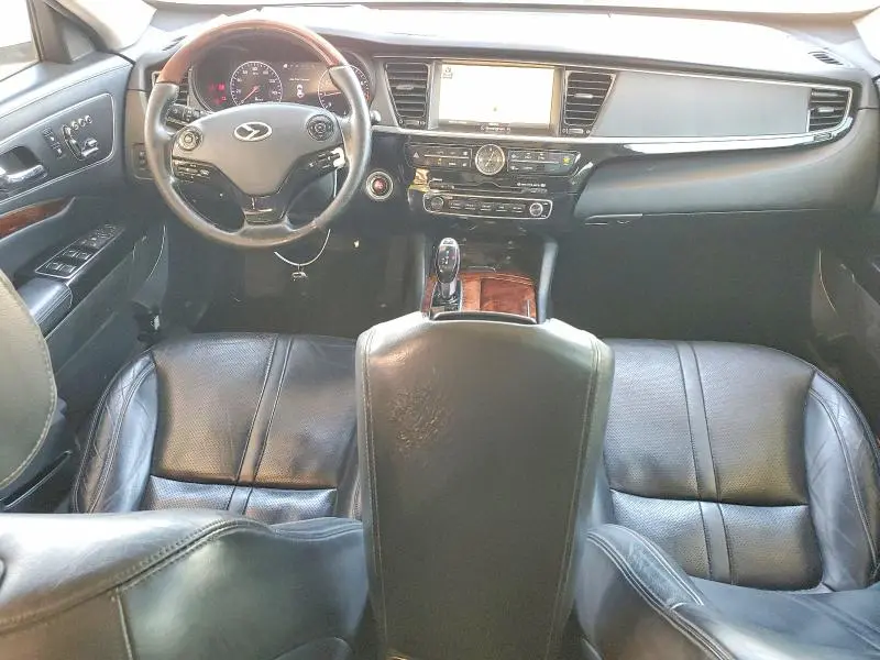 2015 KIA K900 LUXURY  