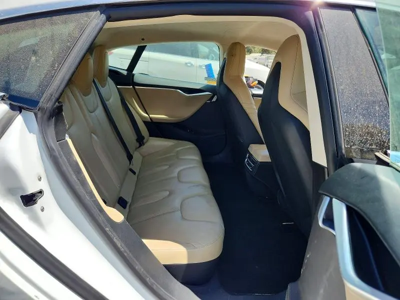 2015 TESLA MODEL S   