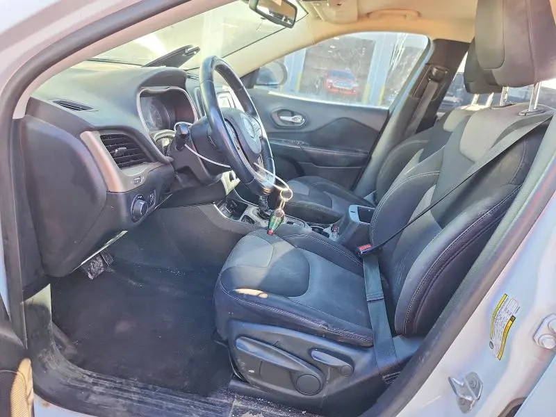 2015 JEEP CHEROKEE SPORT  