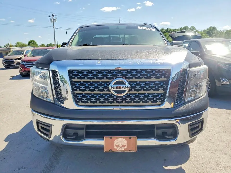 2017 NISSAN TITAN S  