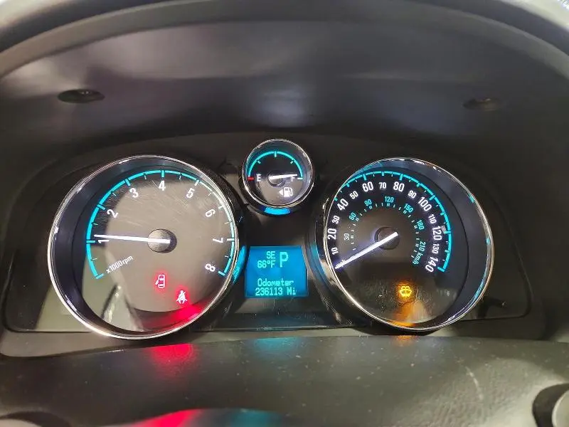 2014 CHEVROLET CAPTIVA LT  