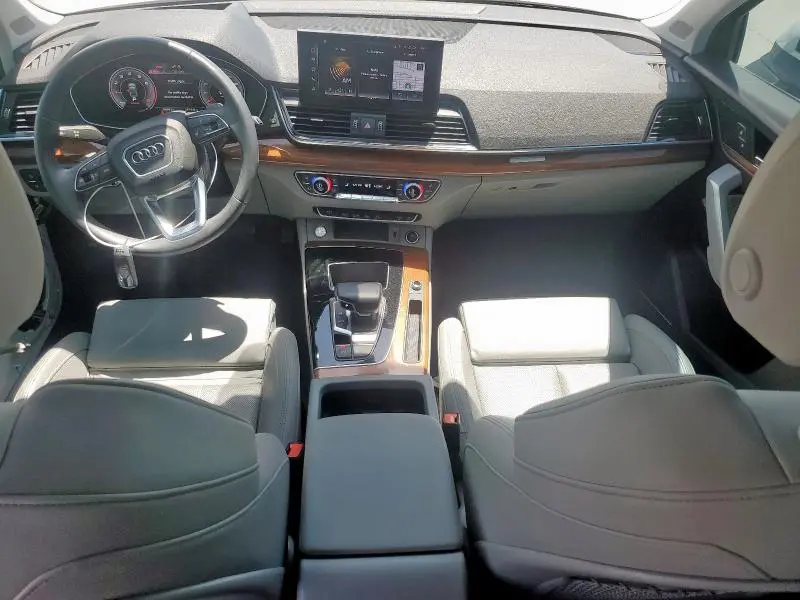 2021 AUDI Q5 PRESTIGE  