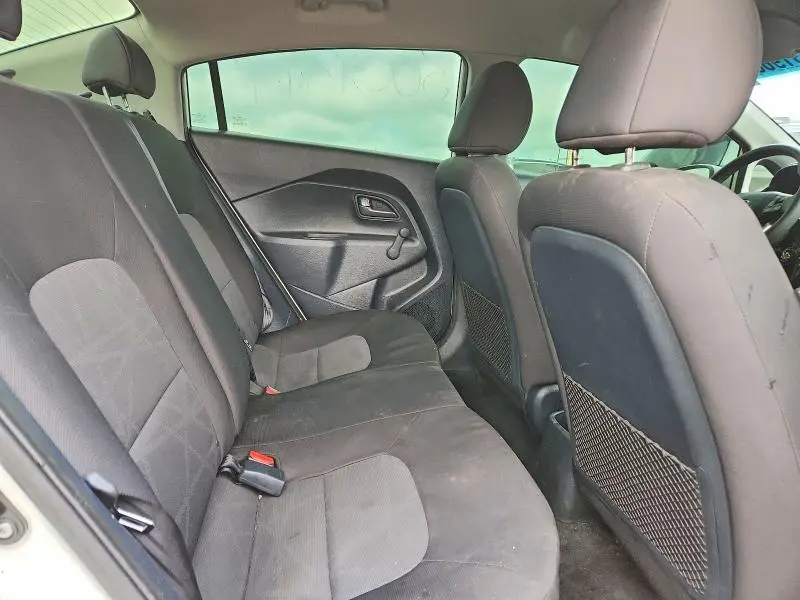 2016 KIA RIO LX  