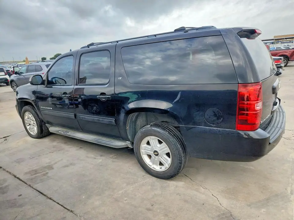 2011 CHEVROLET SUBURBAN K1500 LT  