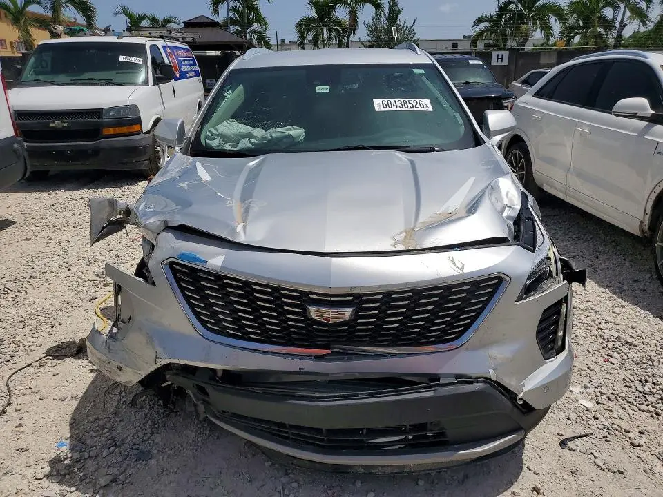 2020 CADILLAC XT4 PREMIUM LUXURY  