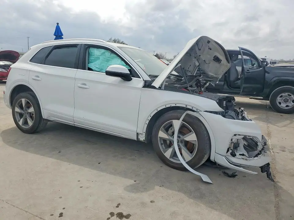 2024 AUDI Q5 PREMIUM 40  