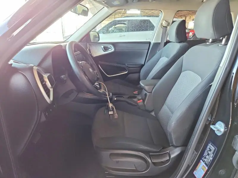2020 KIA SOUL LX  