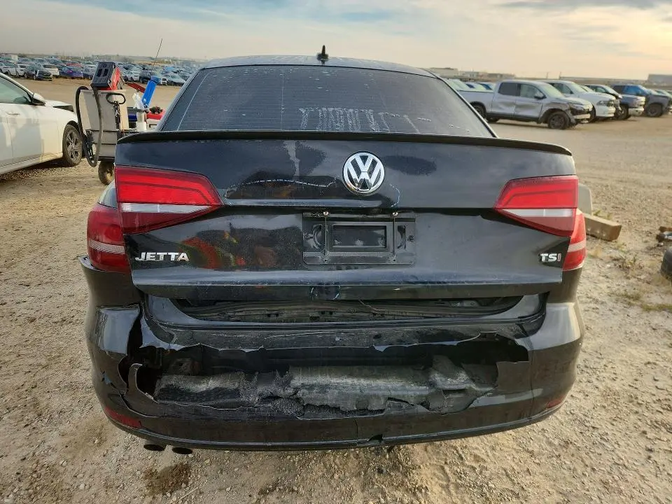 2017 VOLKSWAGEN JETTA SE  