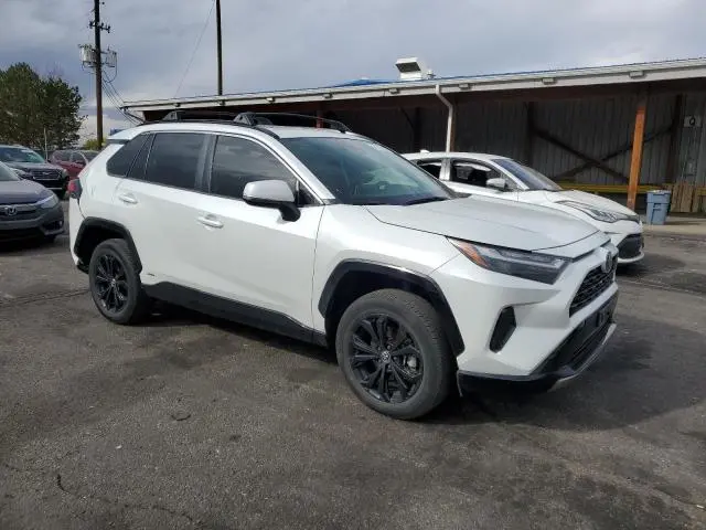 2024 TOYOTA RAV4 SE  