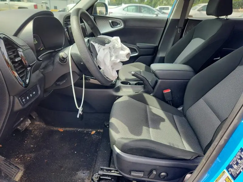 2023 KIA SOUL S  