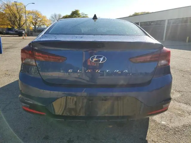 2020 HYUNDAI ELANTRA SEL  