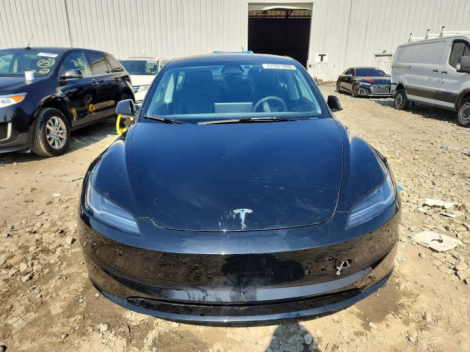 2025 TESLA MODEL 3   